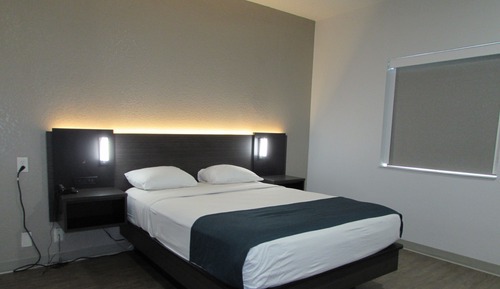 Standard Room, 1 Double Bed, Accessible, Non Smoking