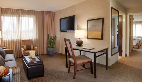 Suite, 1 King Bed, Non Smoking (Living Room;with Sofabed)