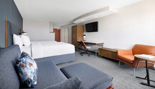Room, Multiple Beds