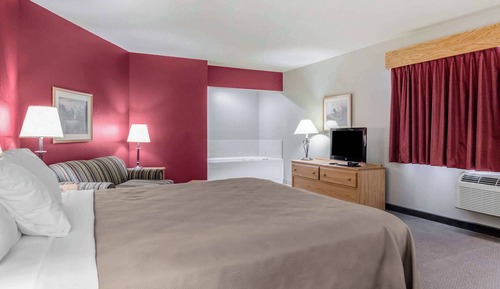 Suite, 1 King Bed with Sofa bed, Non Smoking