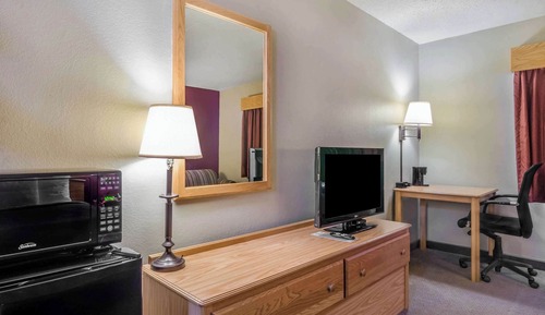 Standard Room, 1 Queen Bed with Sofa bed, Non Smoking