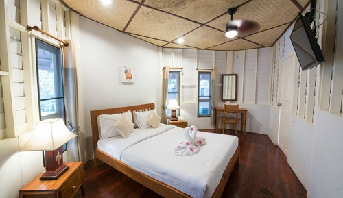Cottage (Sailor Cottage)