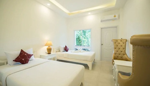 Apartment with Balcony