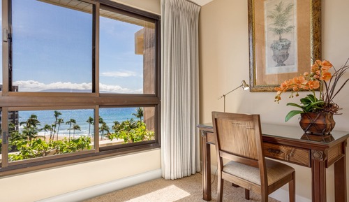 Room, 1 Bedroom, Ocean View (Plus Den)