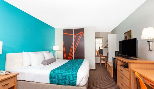 Room, 1 King Bed, Non Smoking
