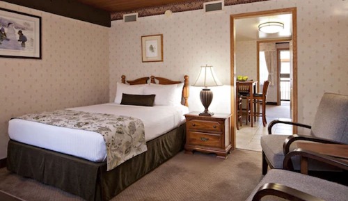 Kitchenette Suite - Sleeps Four
