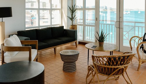 Luxury Studio Suite, 1 King Bed, Harbor View