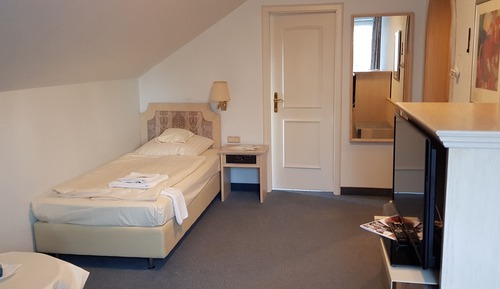 Basic Single Room