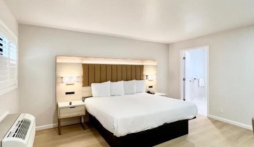 Superior Room, 1 King Bed