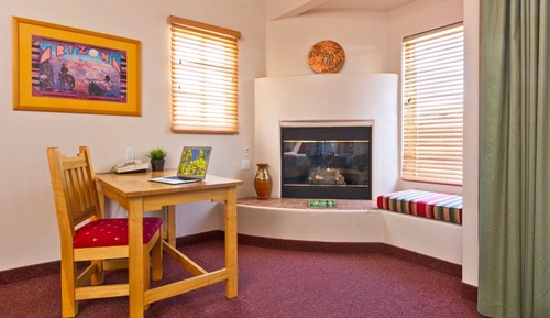 Deluxe Suite, 1 King Bed with Sofa bed
