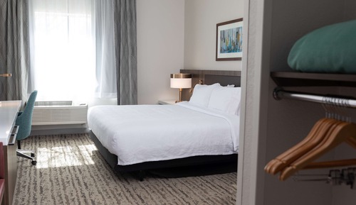 Room, 1 King Bed, Accessible (Hearing)