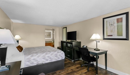 Room, 1 King Bed, Accessible