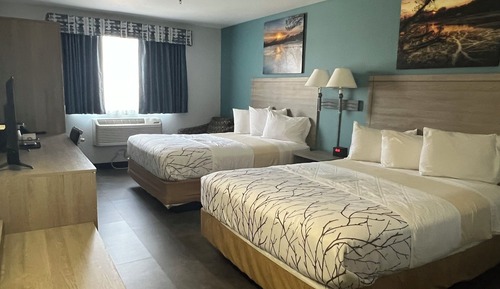 Standard Room, 2 Queen Beds, Multiple View
