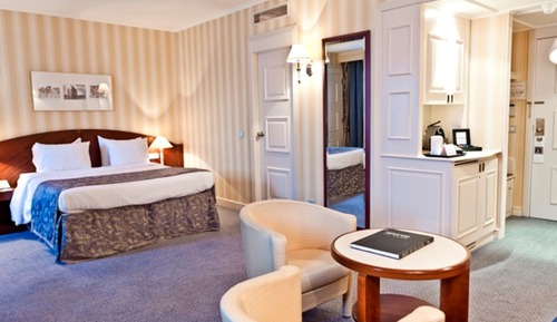 Executive Room (Deluxe)