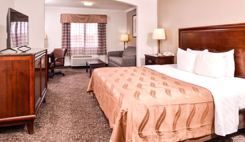 Suite, 1 King Bed, Non Smoking