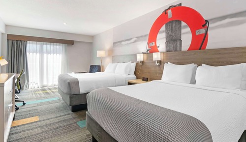Standard Room, 2 Queen Beds, Balcony, City View (Balcony)