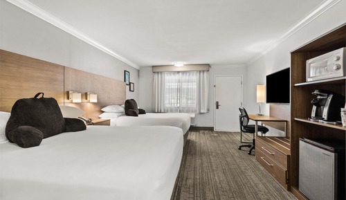 Room, 2 Queen Beds, Non Smoking