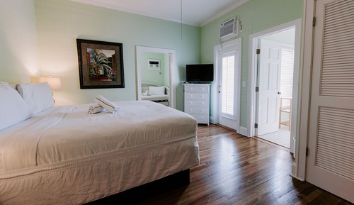 King Suite Balcony - James House