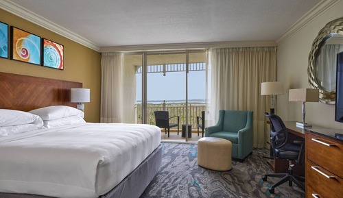 Room, 1 King Bed, Balcony (Guest room, Water view, Captiva Tower)