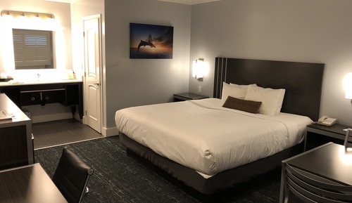 Deluxe Room, 1 King Bed