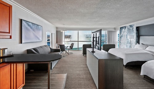 Junior Presidential Suites