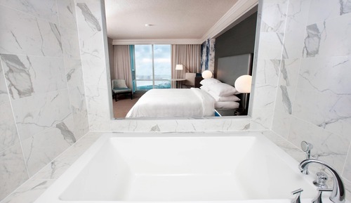 Premier Room, 1 King Bed (View)