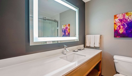 Studio Suite, 1 King Bed, Non Smoking