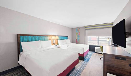 Room, 2 Queen Beds, Accessible (Mobility, Hearing, Roll-In Shower)