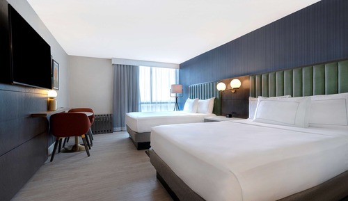Room, 2 Queen Beds, Non Smoking (Hearing)