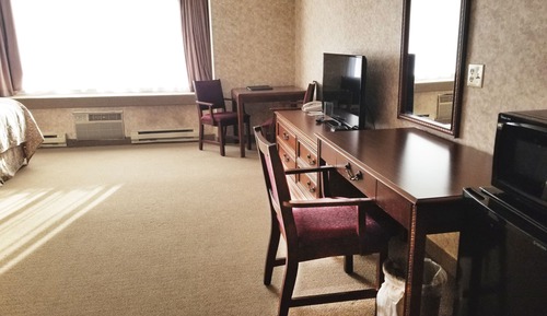 Standard Room, 2 Queen Beds, Refrigerator & Microwave, Annex Building