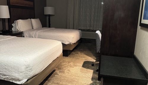 Room, 2 Queen Beds, Accessible (Mobility & Hearing, Roll-in Shower)