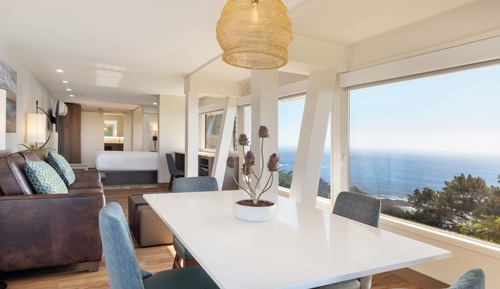 Sunset Suite, 1 Queen Bed with Sofa bed, Ocean View