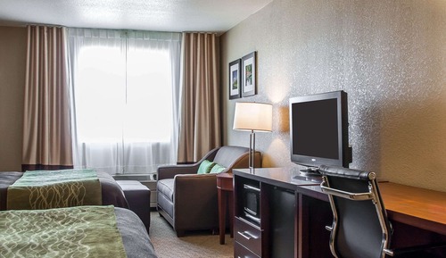 Suite, 2 Queen Beds, Non Smoking