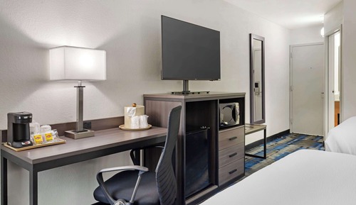 Standard Room, 2 Queen Beds, Non Smoking