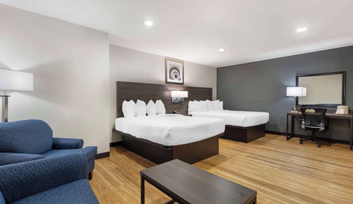 Family Suite, Multiple Beds, Non Smoking, Refrigerator & Microwave (Dining Table;with Sofabed)