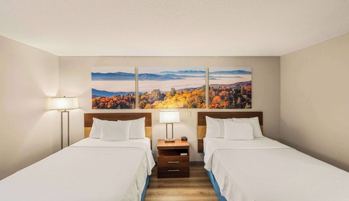 Double Room, 2 Double Beds