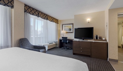 Standard Room, 1 King Bed, Non Smoking, Balcony