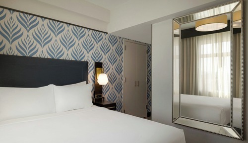 Room, 1 King Bed, Non Smoking