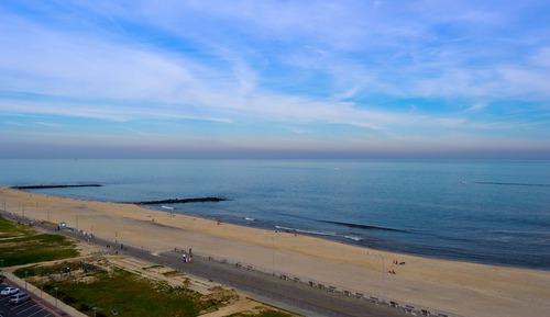 Deluxe Room, Multiple Beds, Ocean View (King)