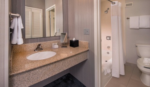 Suite, 2 Double Beds, Non Smoking (Hearing Accessible)
