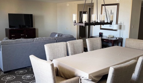 Suite, 1 King Bed with Sofa bed, Non Smoking (Parlor)