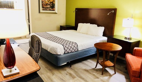 Standard King, Non-Smoking - Newly Renovated