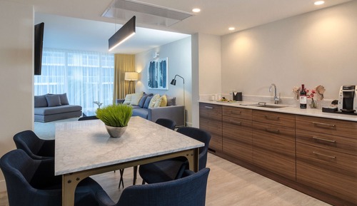 Penthouse, 1 King Bed with Sofa bed, Oceanfront (Master Oceanfront One Bedroom Suite)