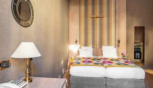 Superior Twin Room - Free soft minibar, Chromecast - Snacks, digital press