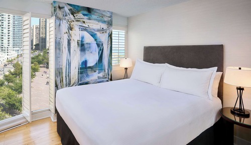 Room, 1 King Bed, Non Smoking