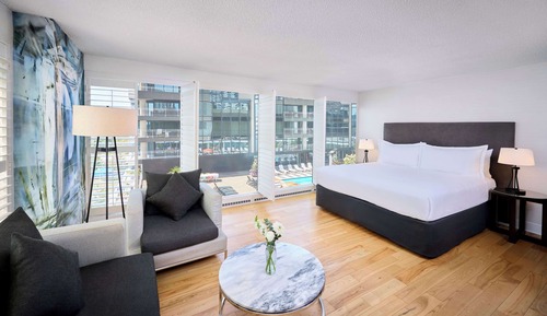 Premium Room, 1 King Bed, Non Smoking