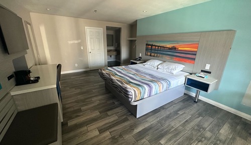 Standard Room, 1 King Bed