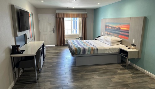 Accessible King Room