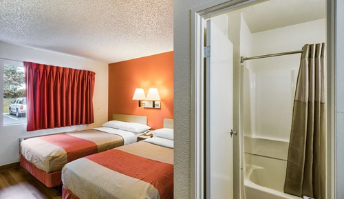 Deluxe Room, 2 Double Beds, Non Smoking, Refrigerator & Microwave