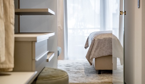 Comfort Suite, 1 King Bed, Mountain View, Slope side